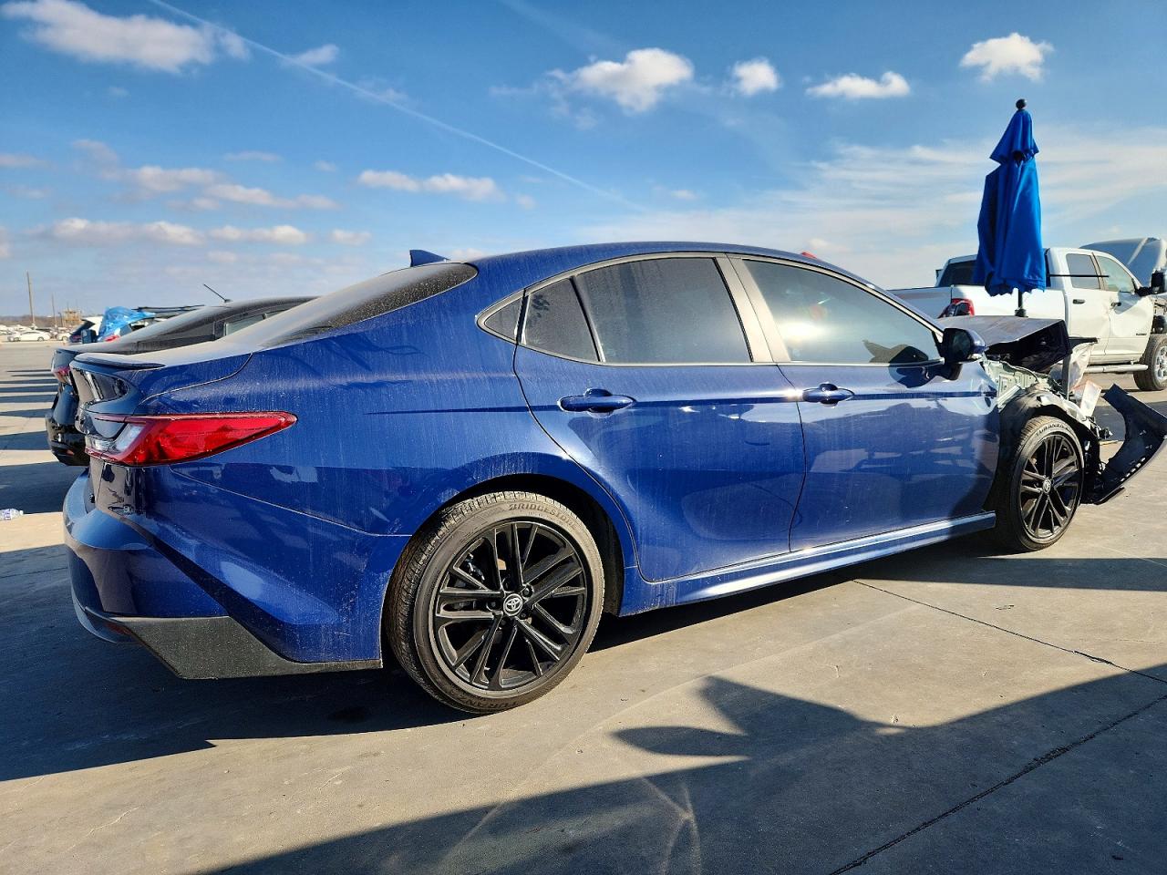 2025 TOYOTA CAMRY XSE photo 3