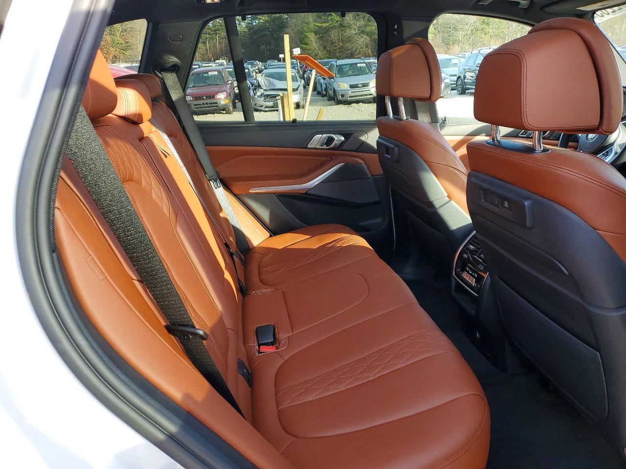 2022 BMW X5 M50I photo 11