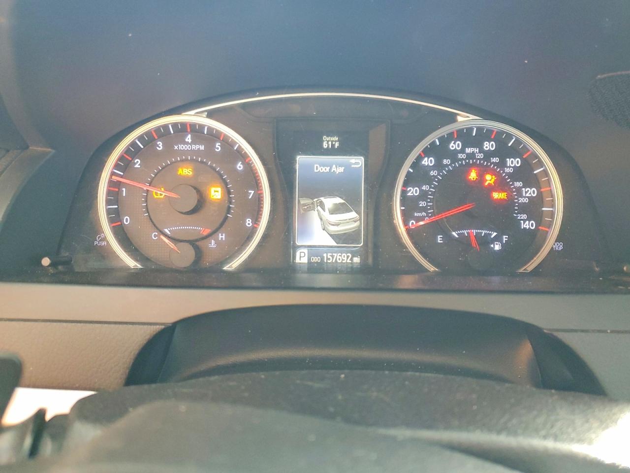 2016 TOYOTA CAMRY LE photo 9
