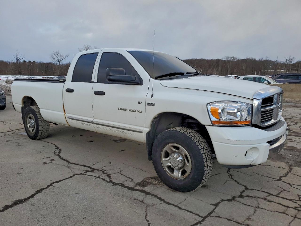 2006 DODGE RAM 2500 ST photo 4