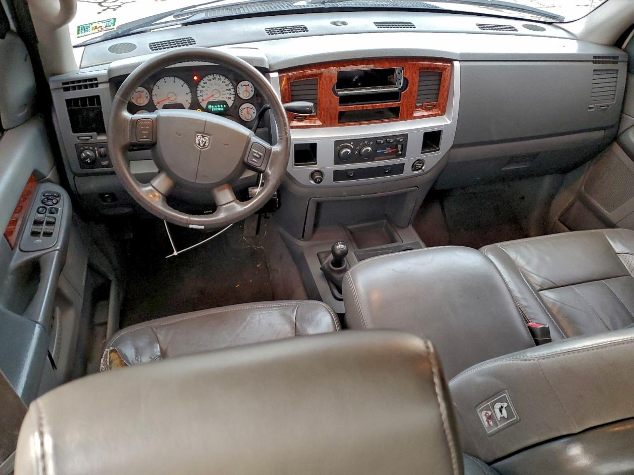2006 DODGE RAM 2500 ST photo 8