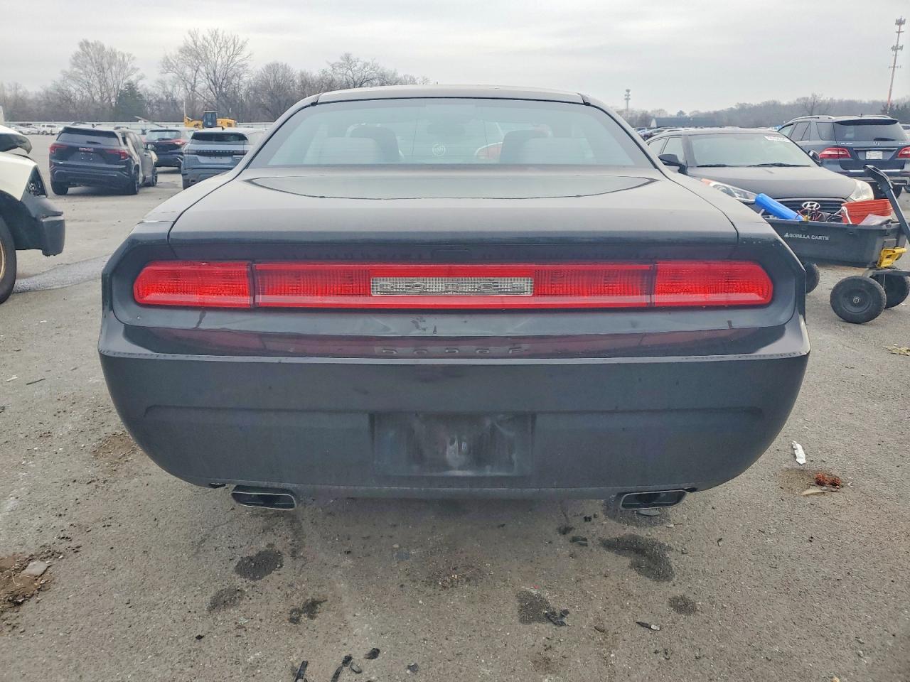 2012 DODGE CHALLENGER SXT photo 6