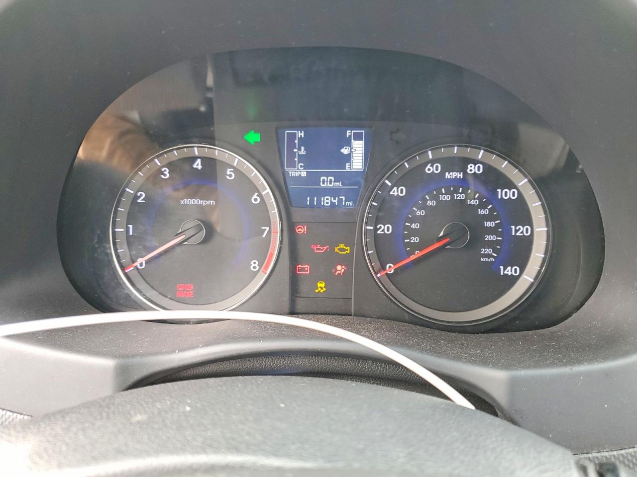 2016 HYUNDAI ACCENT SE photo 9
