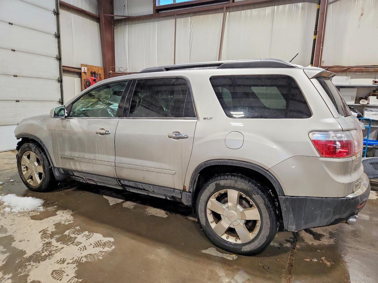 2008 GMC ACADIA SLT-1 photo 2