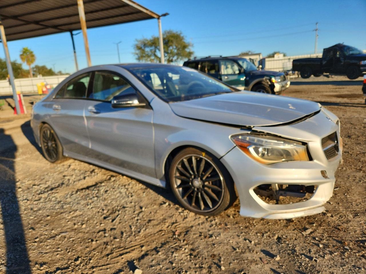 2016 MERCEDES-BENZ CLA 250 photo 7