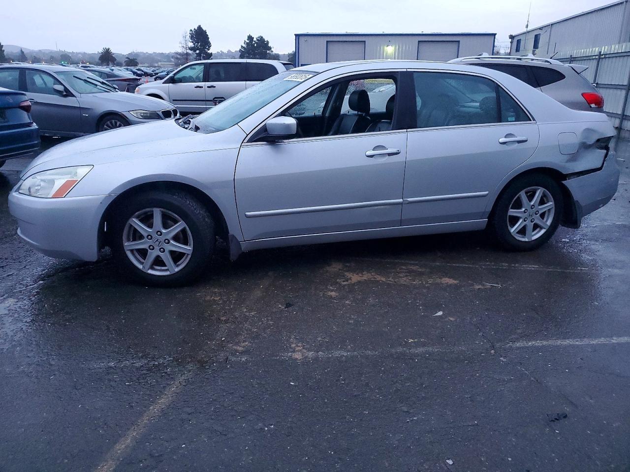 2004 HONDA ACCORD