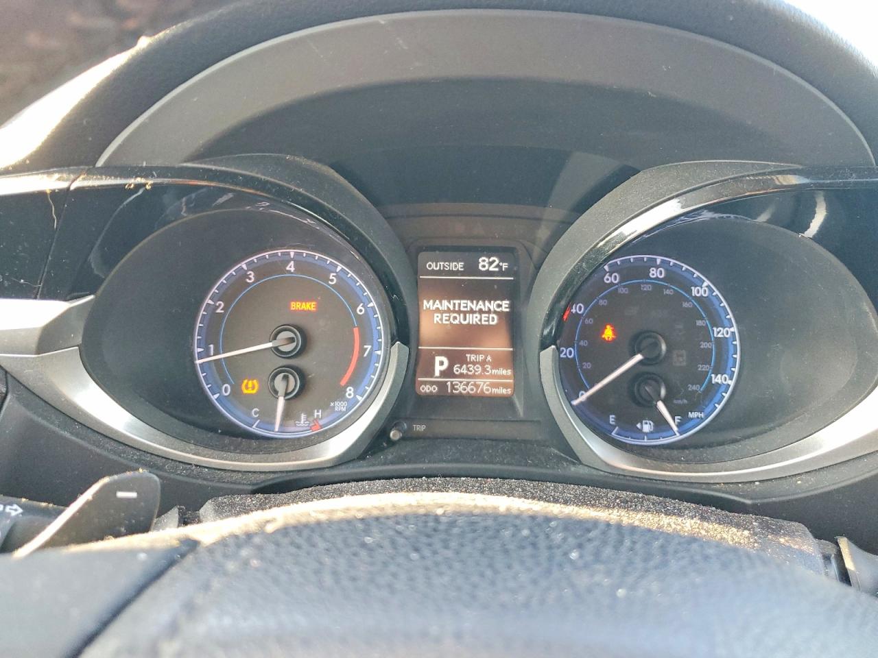 2015 TOYOTA COROLLA L photo 9