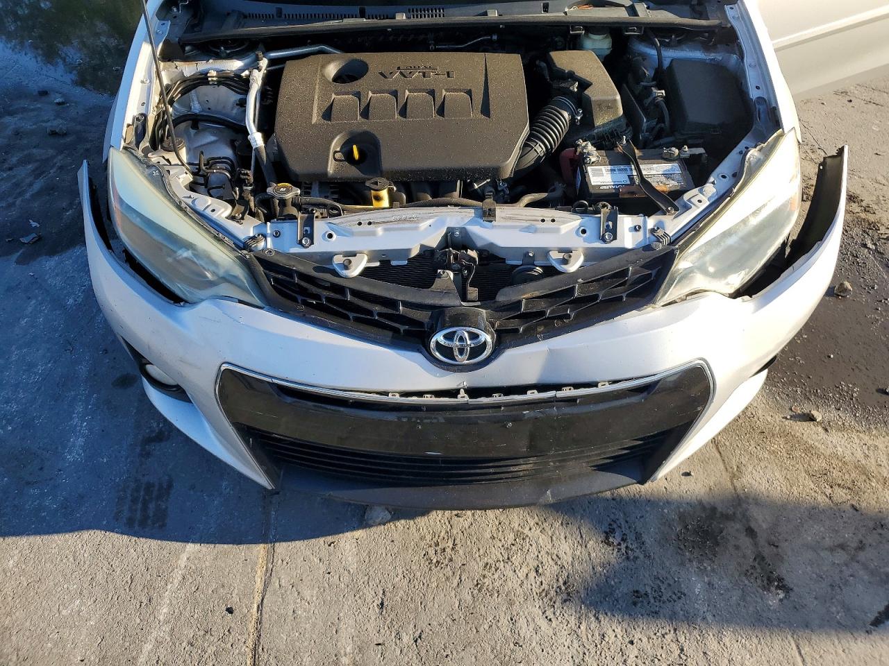 2015 TOYOTA COROLLA L photo 11
