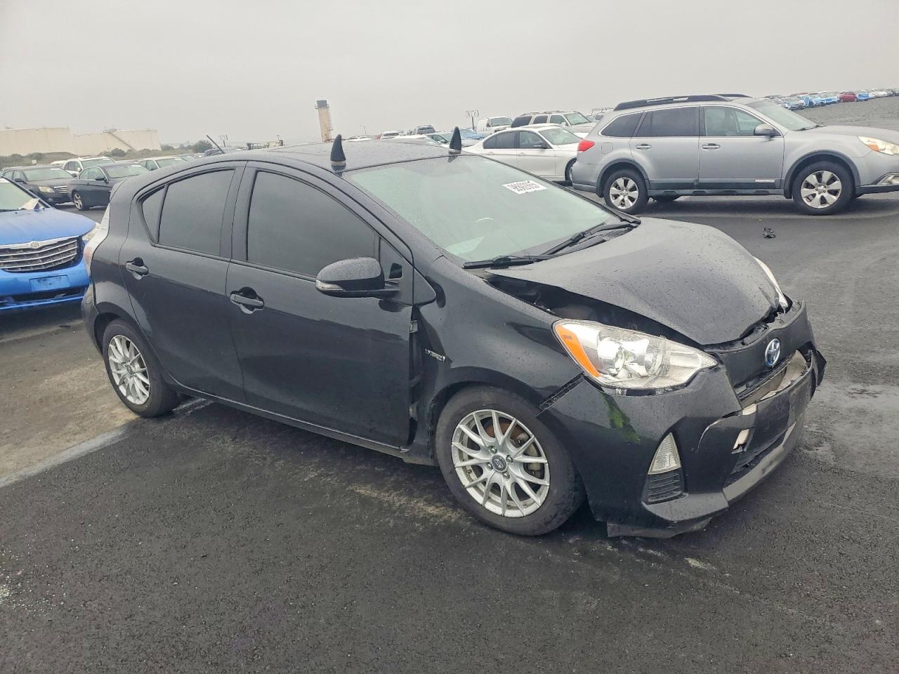 2012 TOYOTA PRIUS C photo 4
