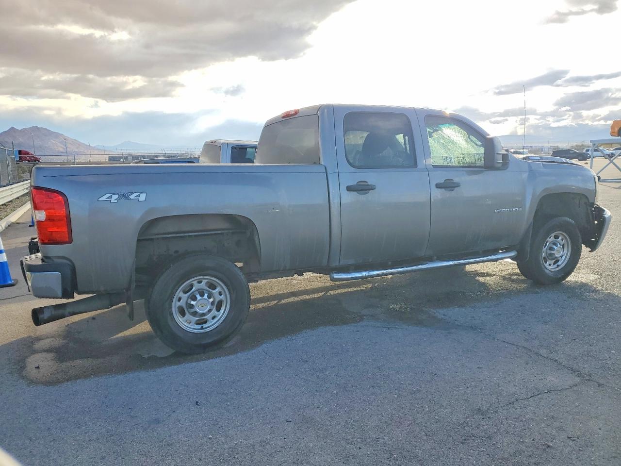 2009 CHEVROLET SILVERADO K2500 HEAVY DUTY LT photo 3