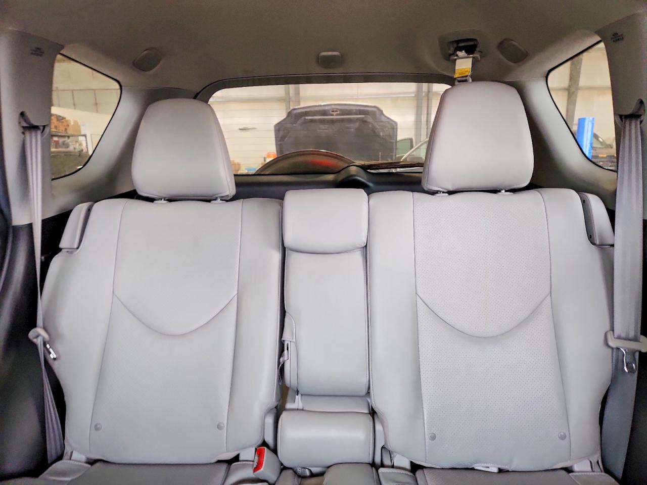 2012 TOYOTA RAV4 LIMITED photo 28