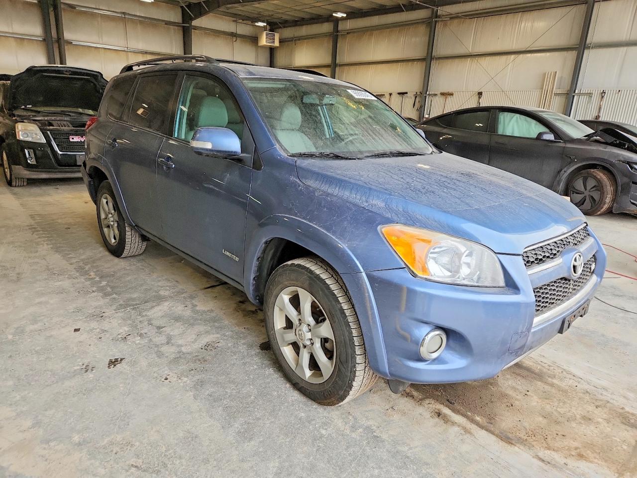 2012 TOYOTA RAV4 LIMITED photo 10