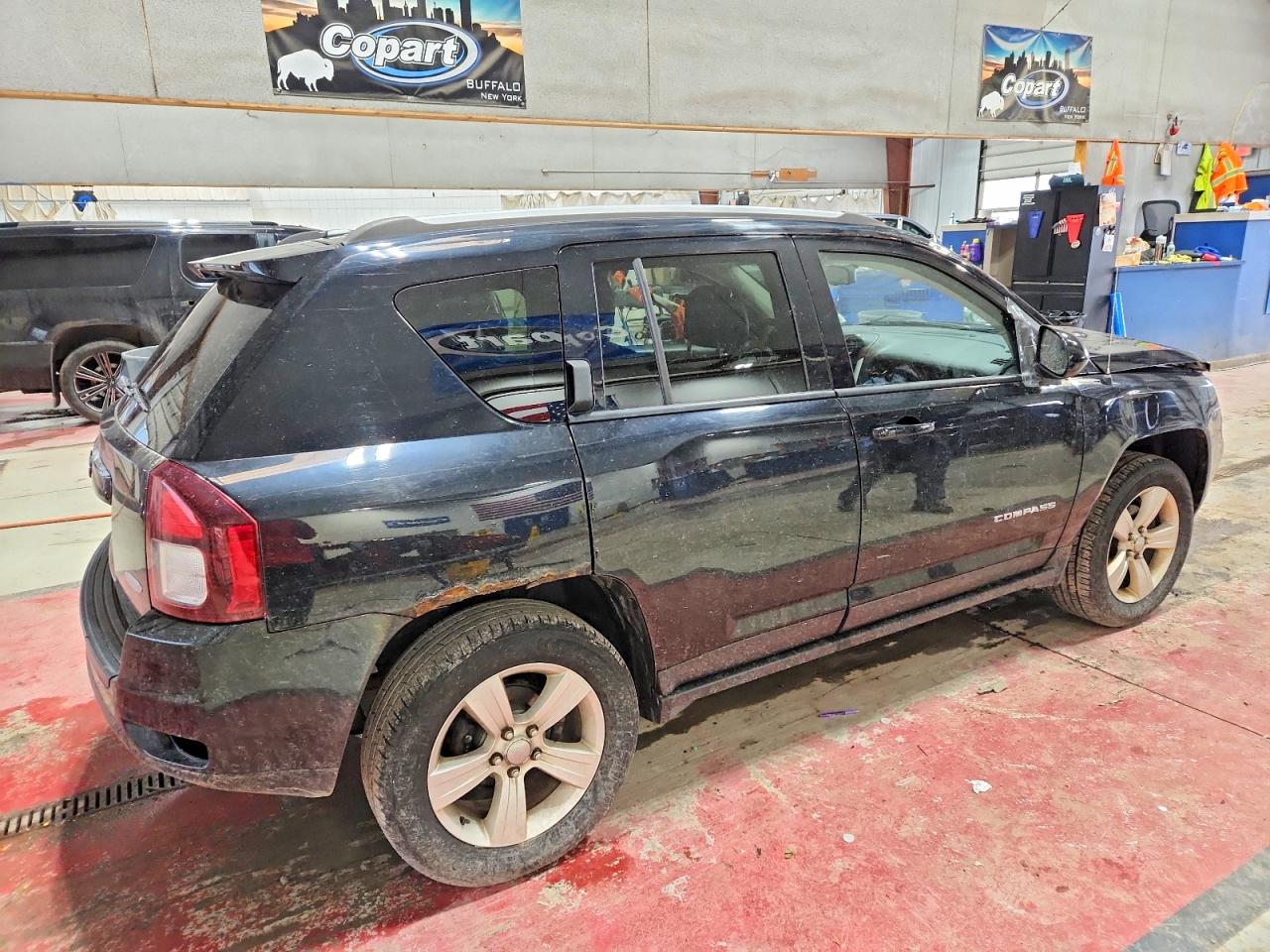 2017 JEEP COMPASS LATITUDE photo 3