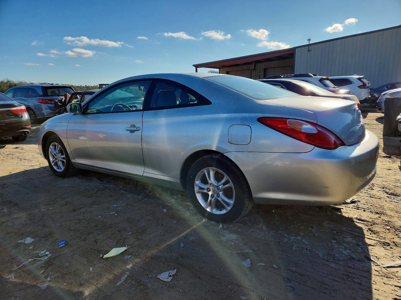2004 TOYOTA CAMRY SOLARA SE photo 2