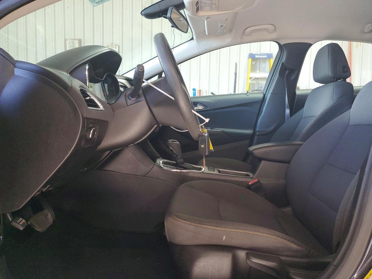 2016 CHEVROLET CRUZE LS photo 13