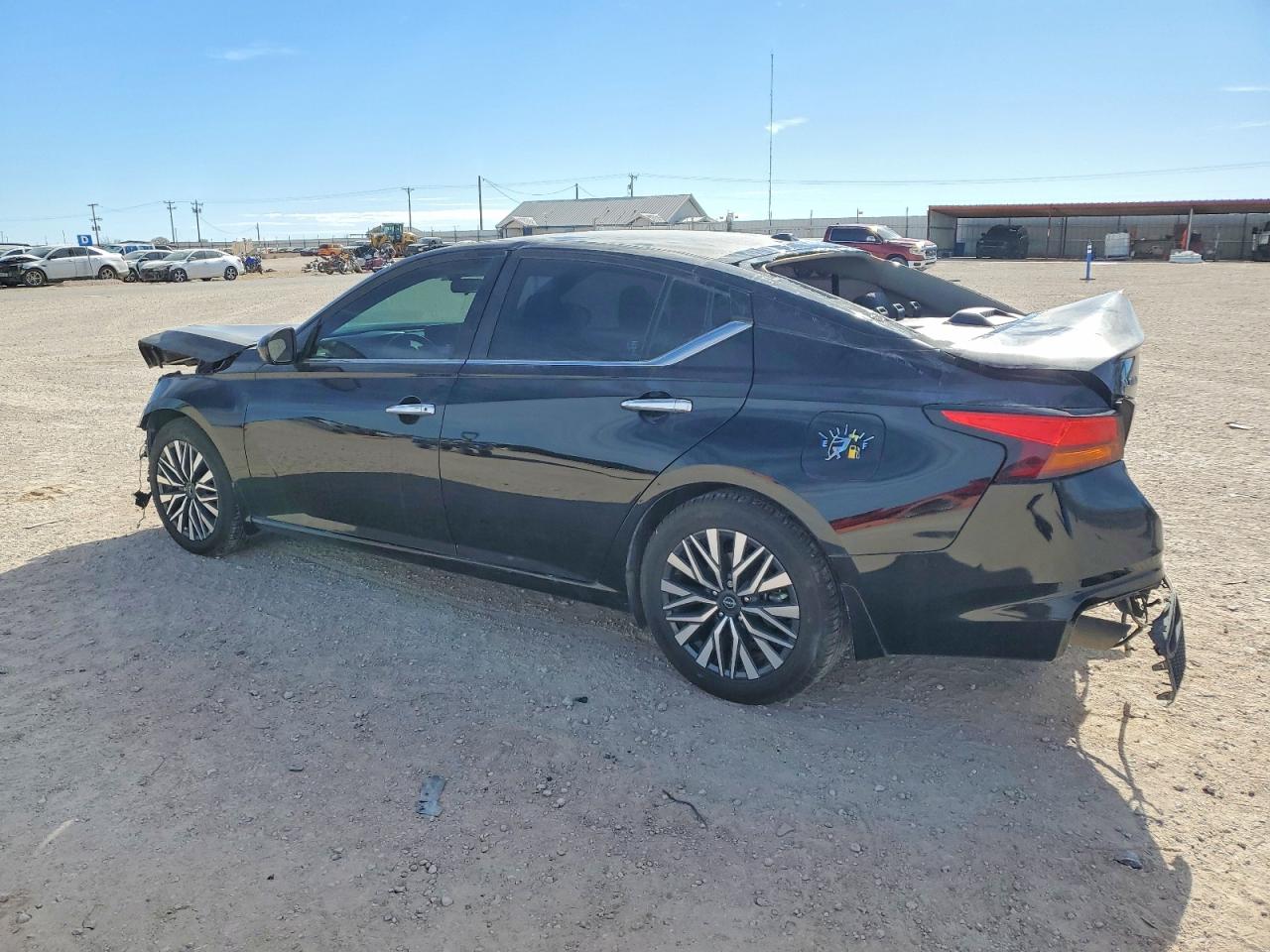 2024 NISSAN ALTIMA SV photo 2