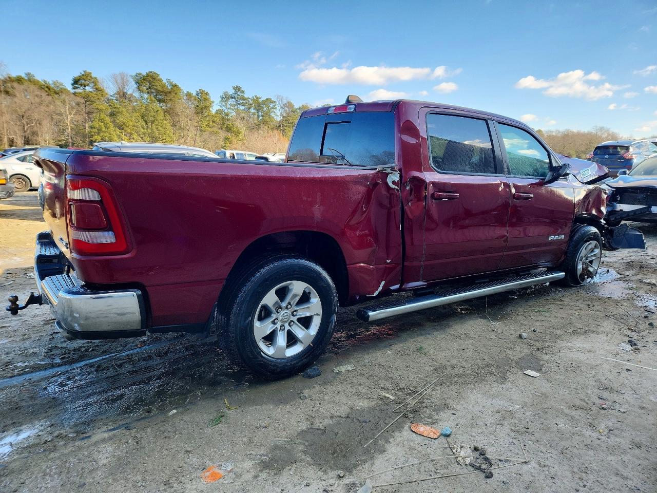 2023 RAM 1500 LARAMIE photo 3