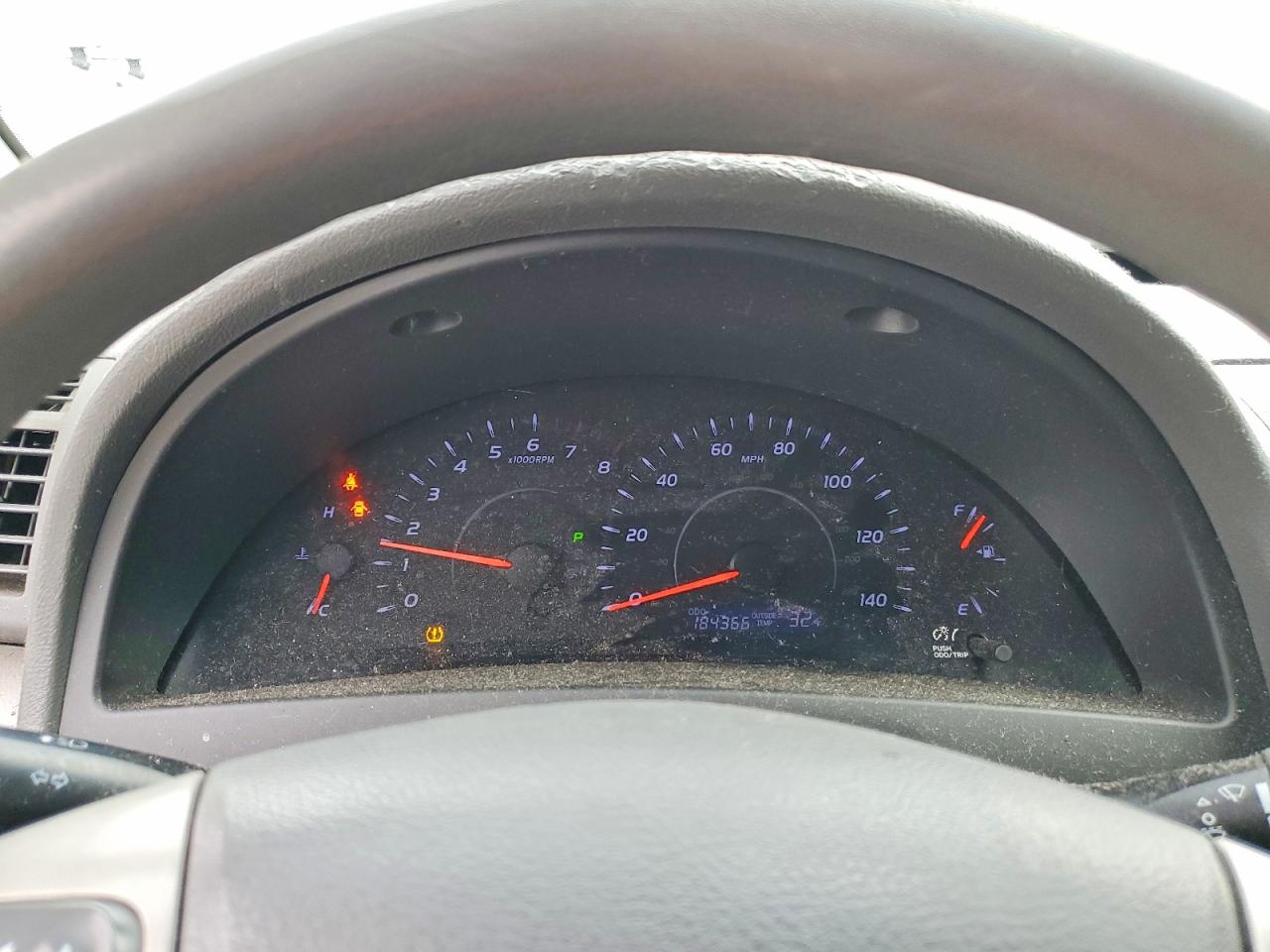 2011 TOYOTA CAMRY BASE photo 17