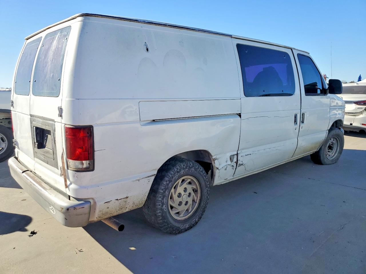 1998 FORD ECONOLINE E150 VAN photo 3
