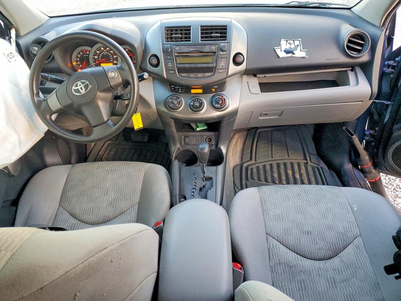 2011 TOYOTA RAV4 photo 22