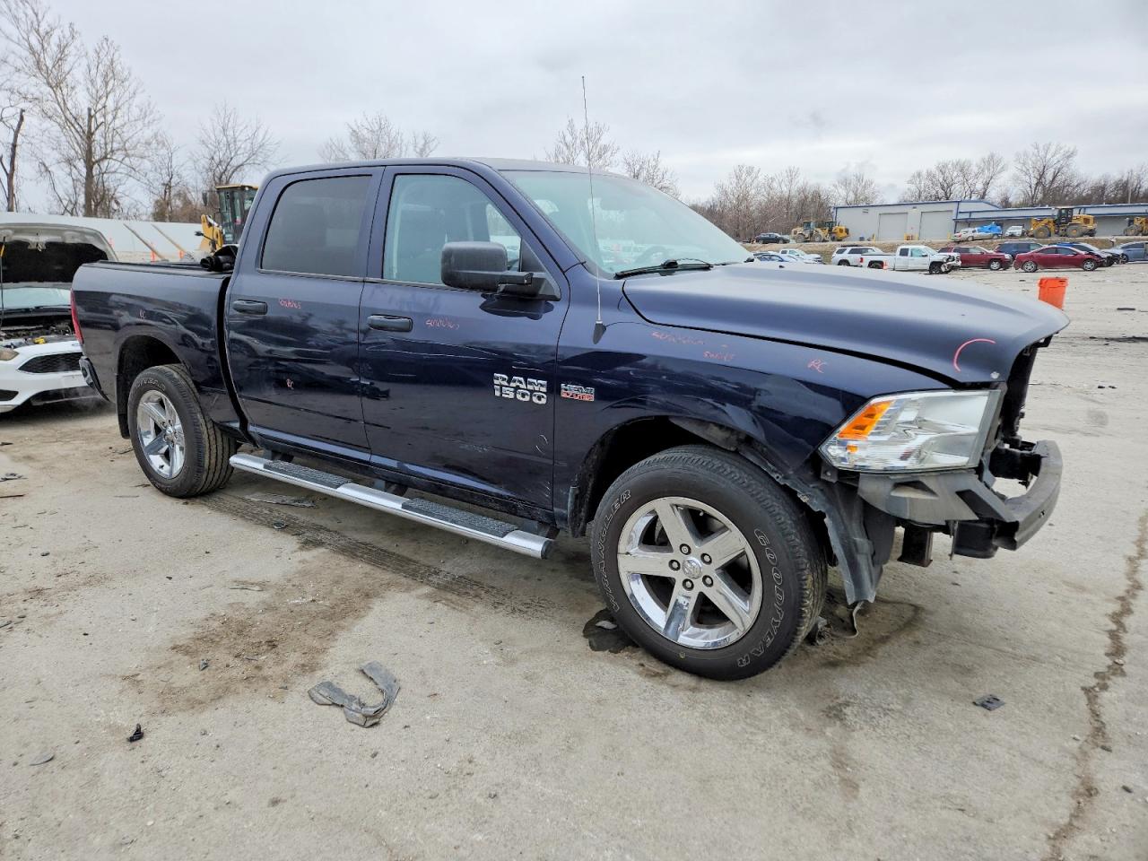 2014 RAM 1500 ST photo 10