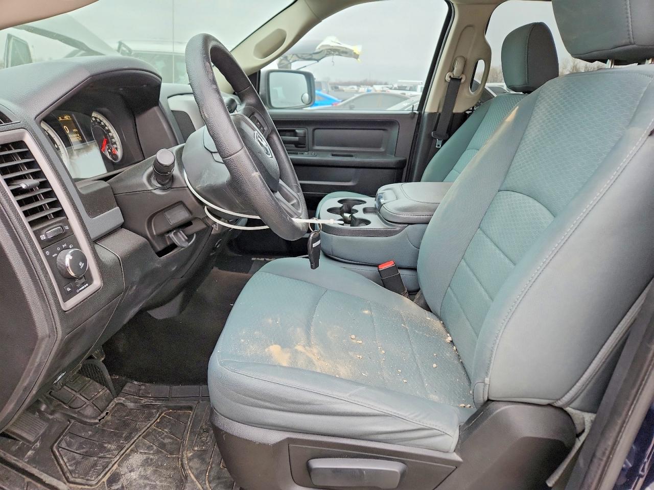 2014 RAM 1500 ST photo 19