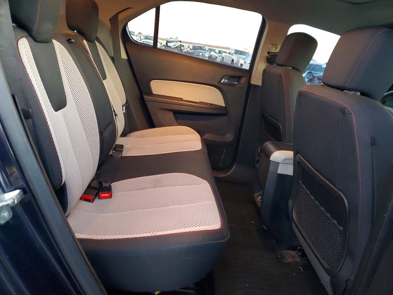 2015 CHEVROLET EQUINOX LT photo 11