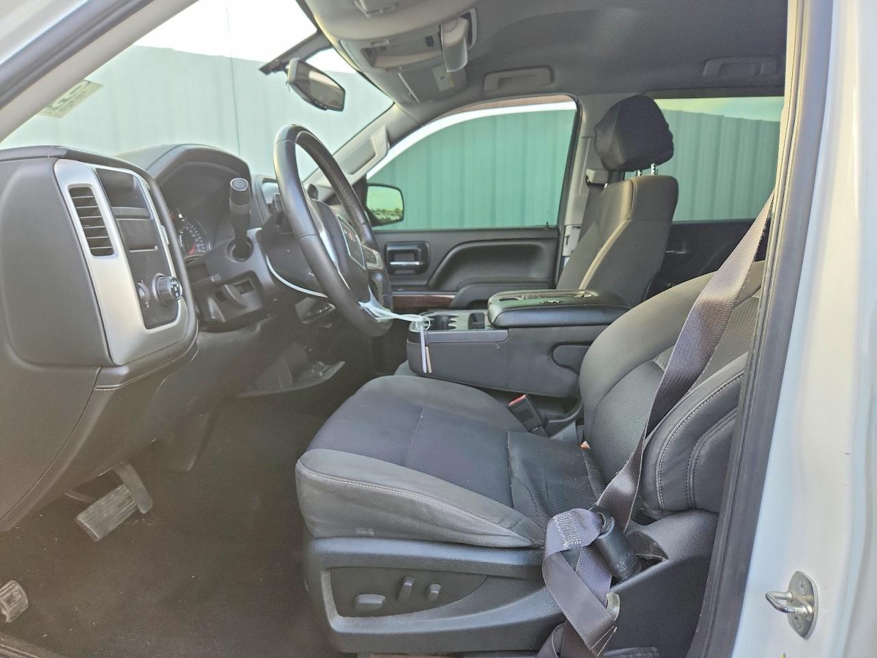 2014 GMC SIERRA C1500 SLE photo 7