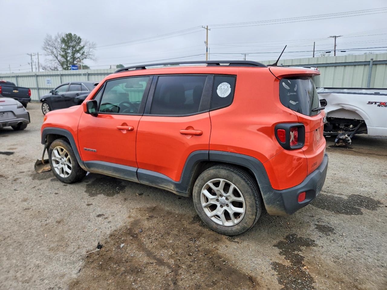 2015 JEEP RENEGADE LATITUDE photo 2