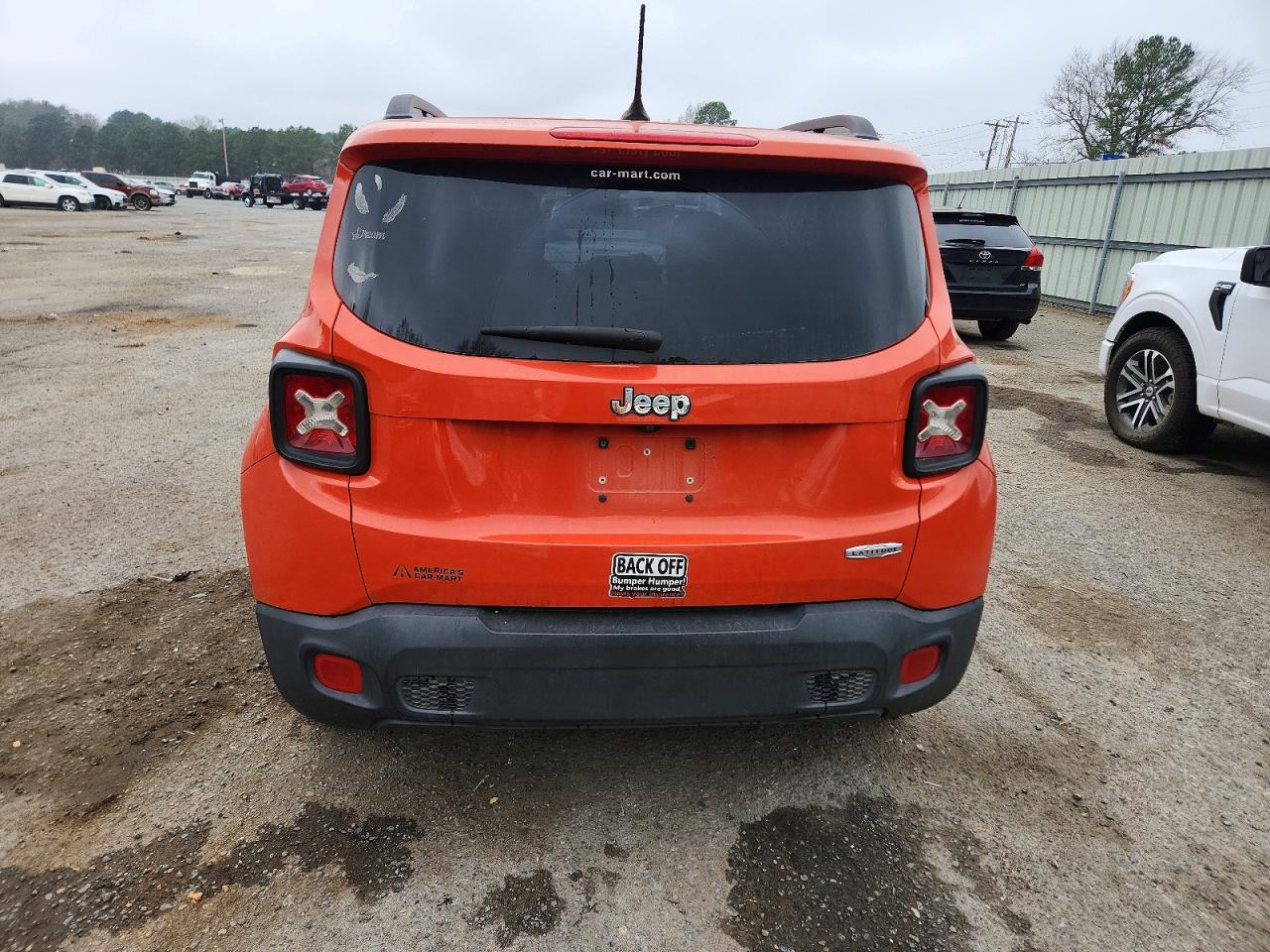 2015 JEEP RENEGADE LATITUDE photo 6
