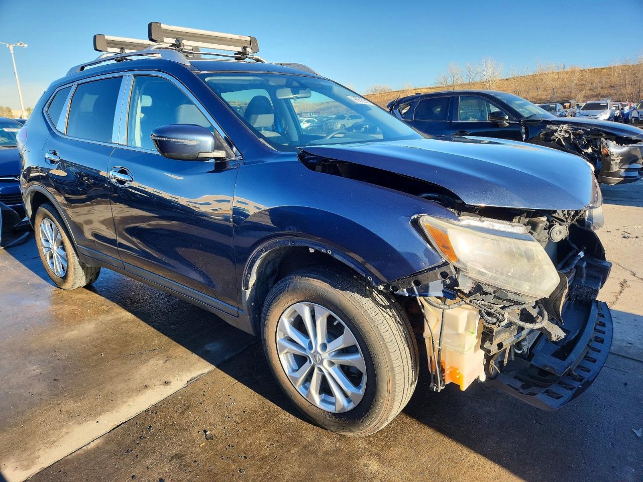 2016 NISSAN ROGUE SV photo 4