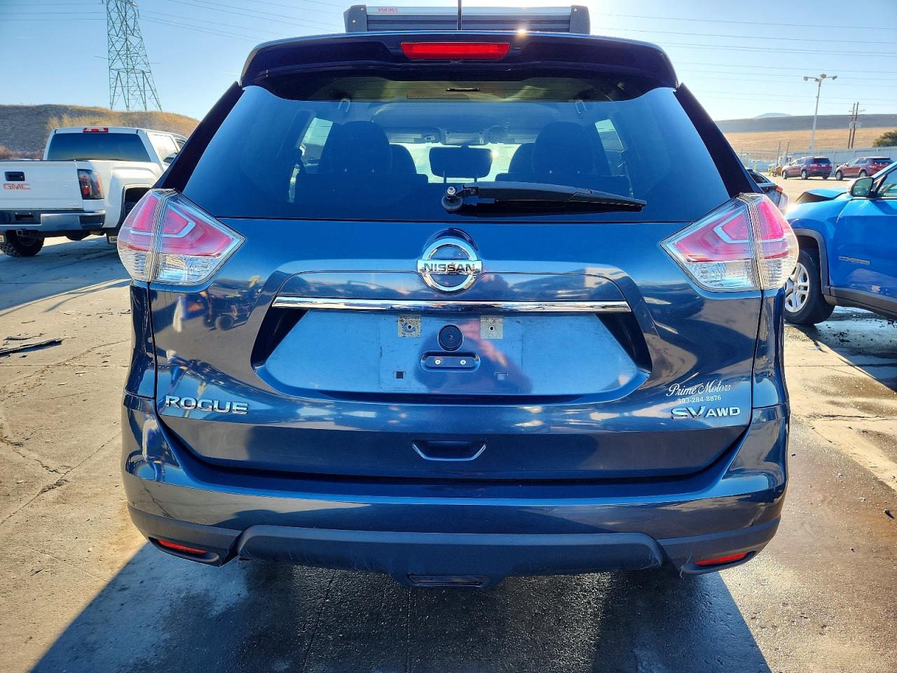2016 NISSAN ROGUE SV photo 6