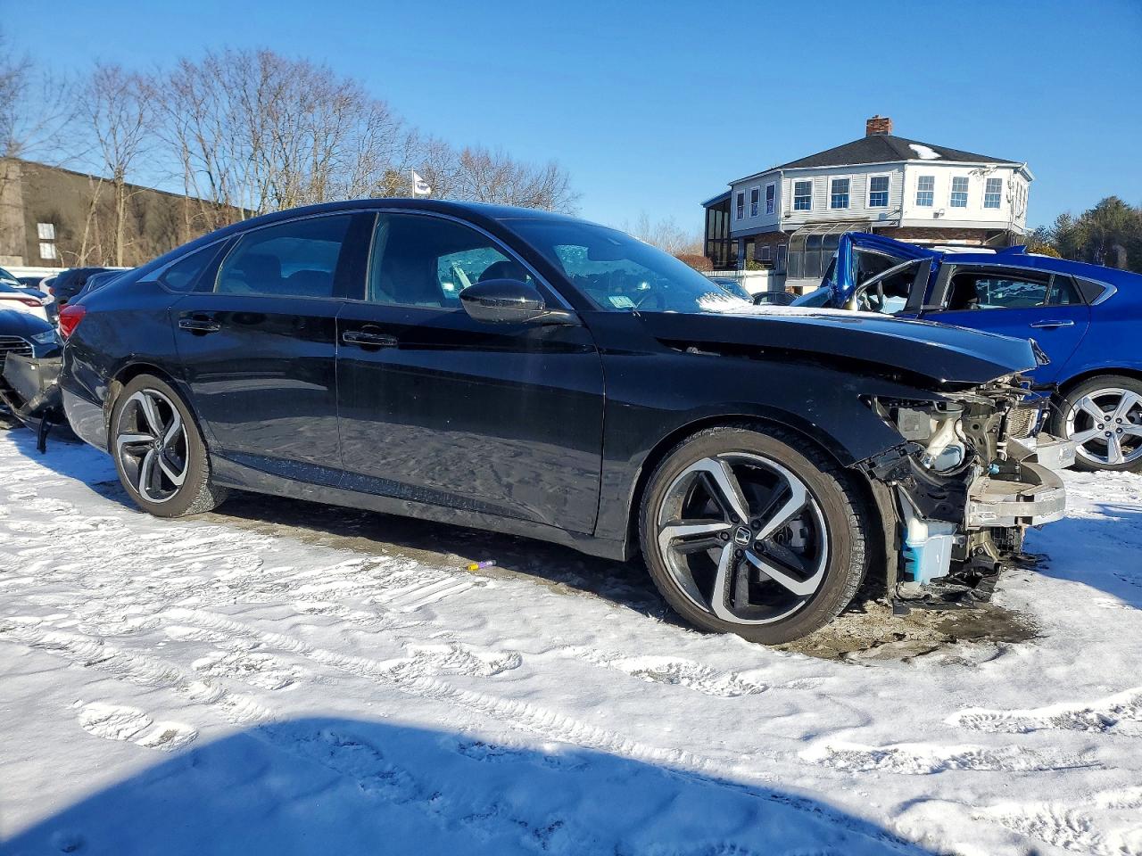 2018 HONDA ACCORD SPORT photo 4