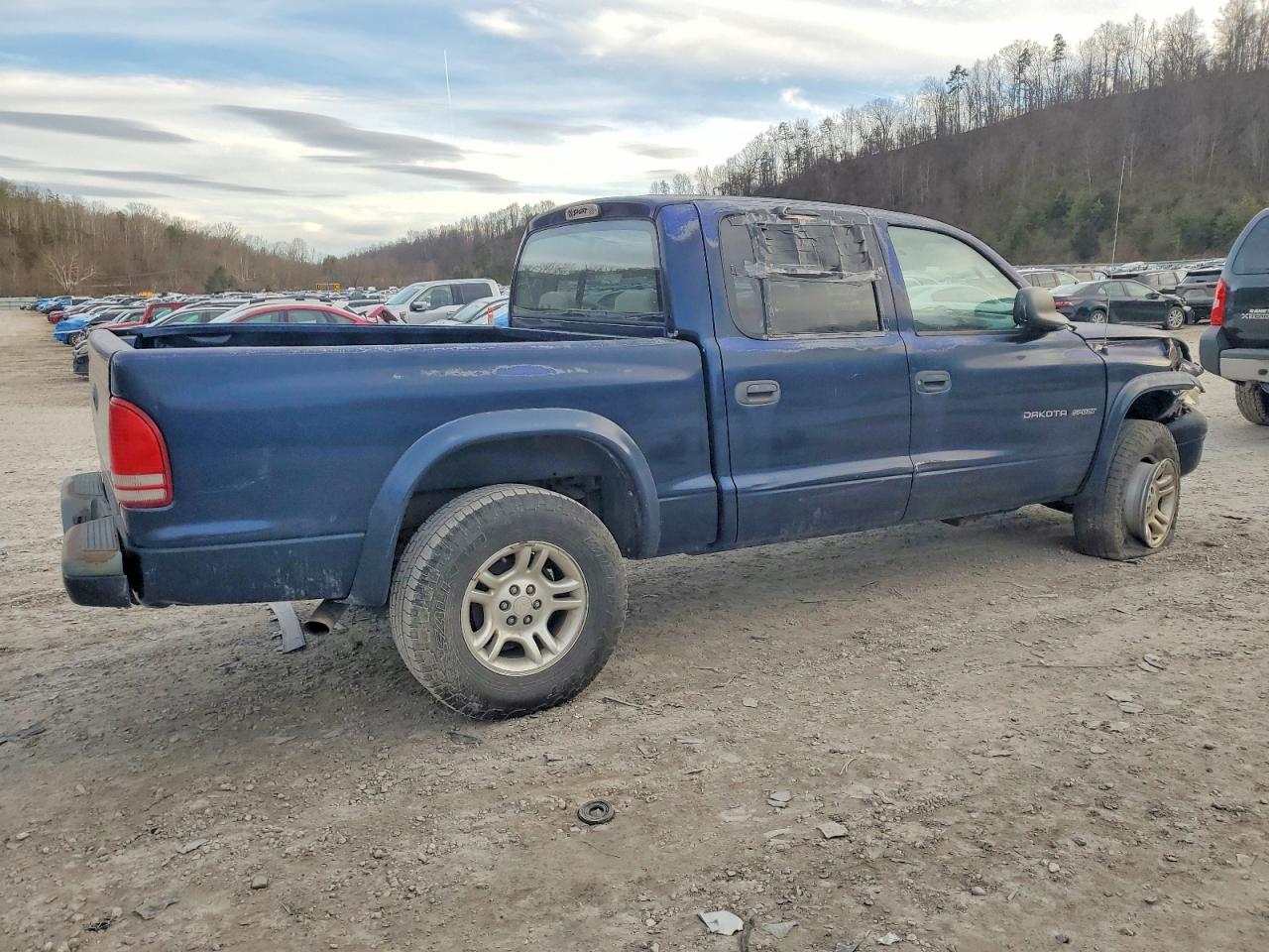 2002 DODGE DAKOTA QUAD SPORT photo 3