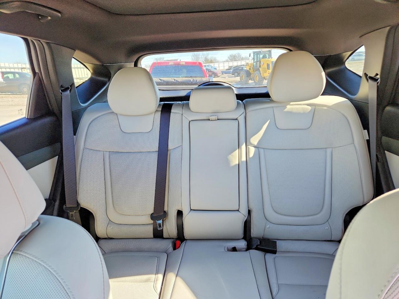 2025 HYUNDAI TUCSON LIMITED photo 10