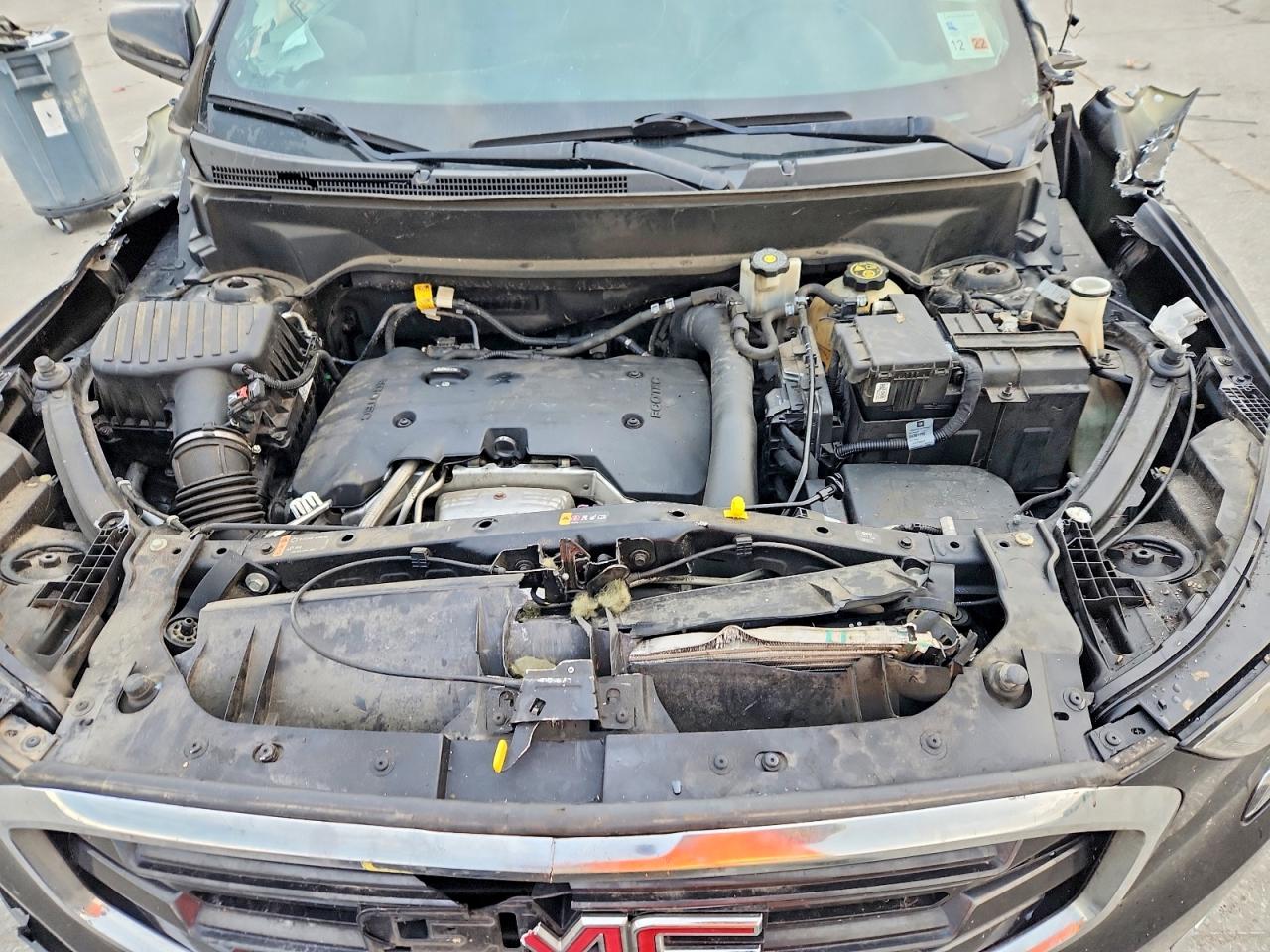 2018 GMC TERRAIN SLE photo 12