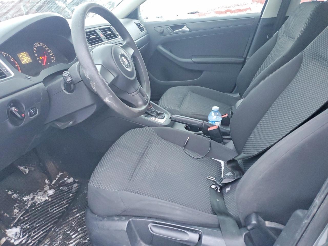 2013 VOLKSWAGEN JETTA BASE photo 7