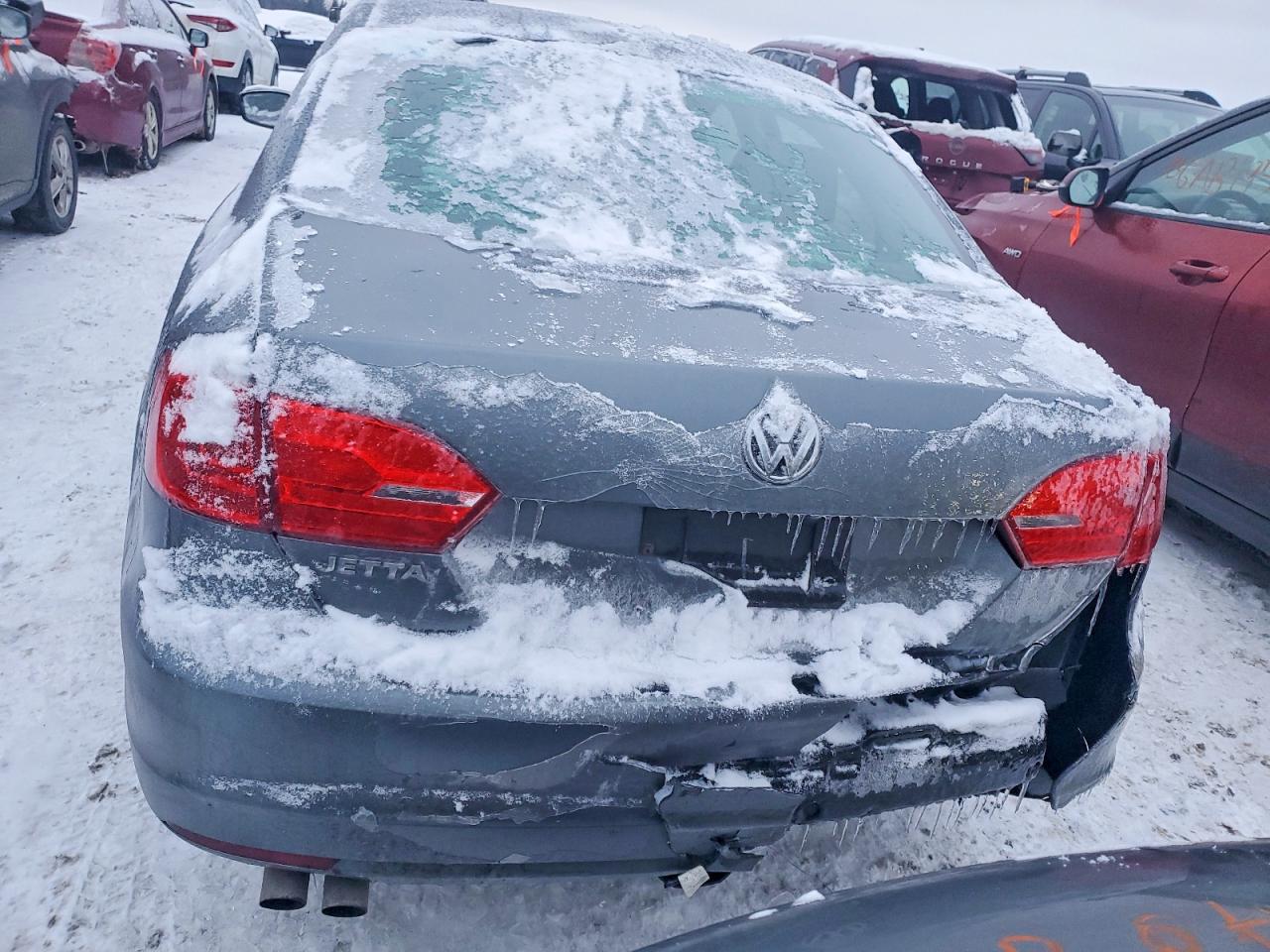 2013 VOLKSWAGEN JETTA BASE photo 6