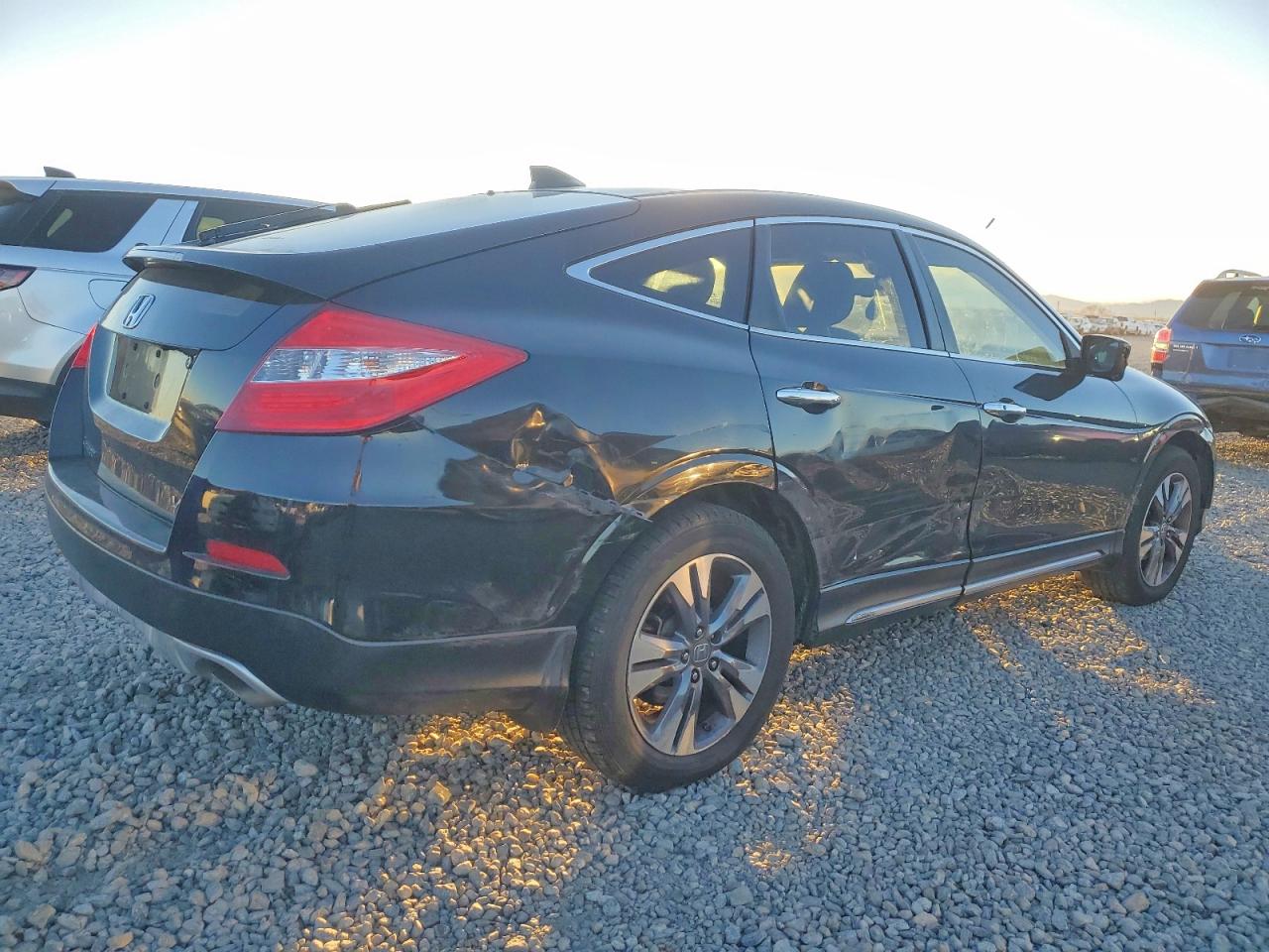 2013 HONDA CROSSTOUR EXL photo 3