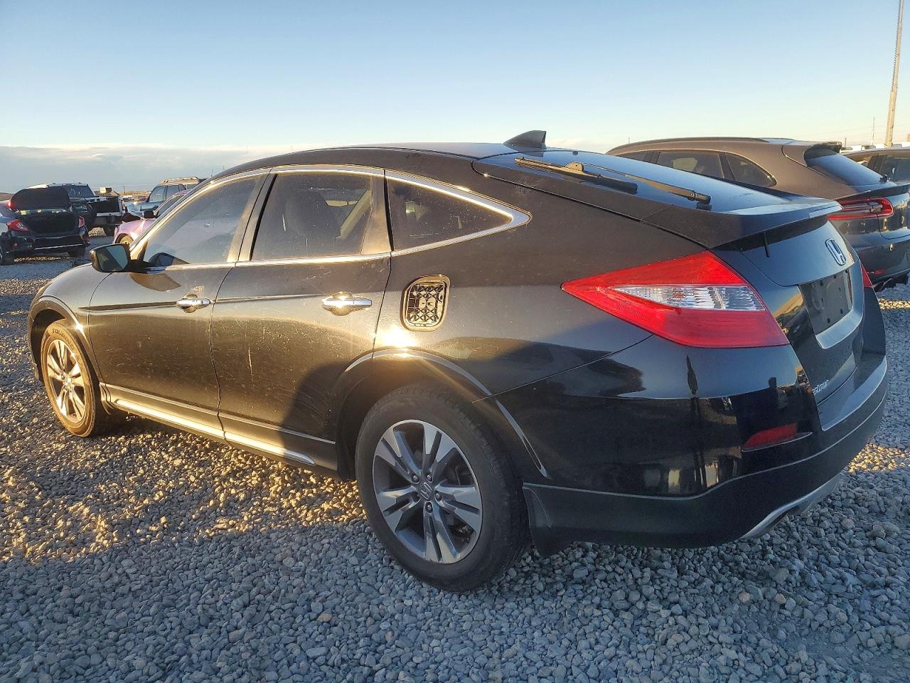 2013 HONDA CROSSTOUR EXL photo 2