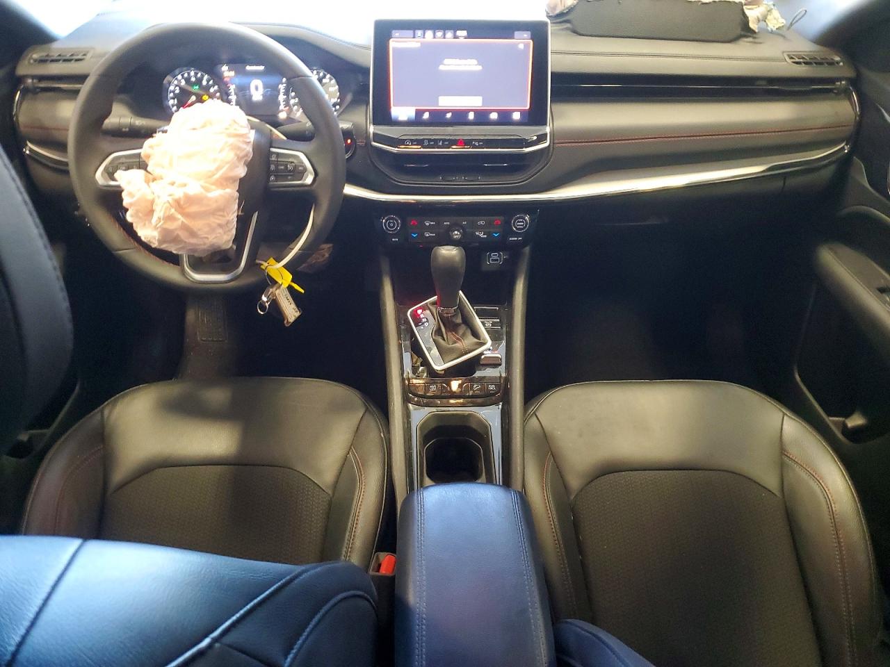 2025 JEEP COMPASS TRAILHAWK photo 8