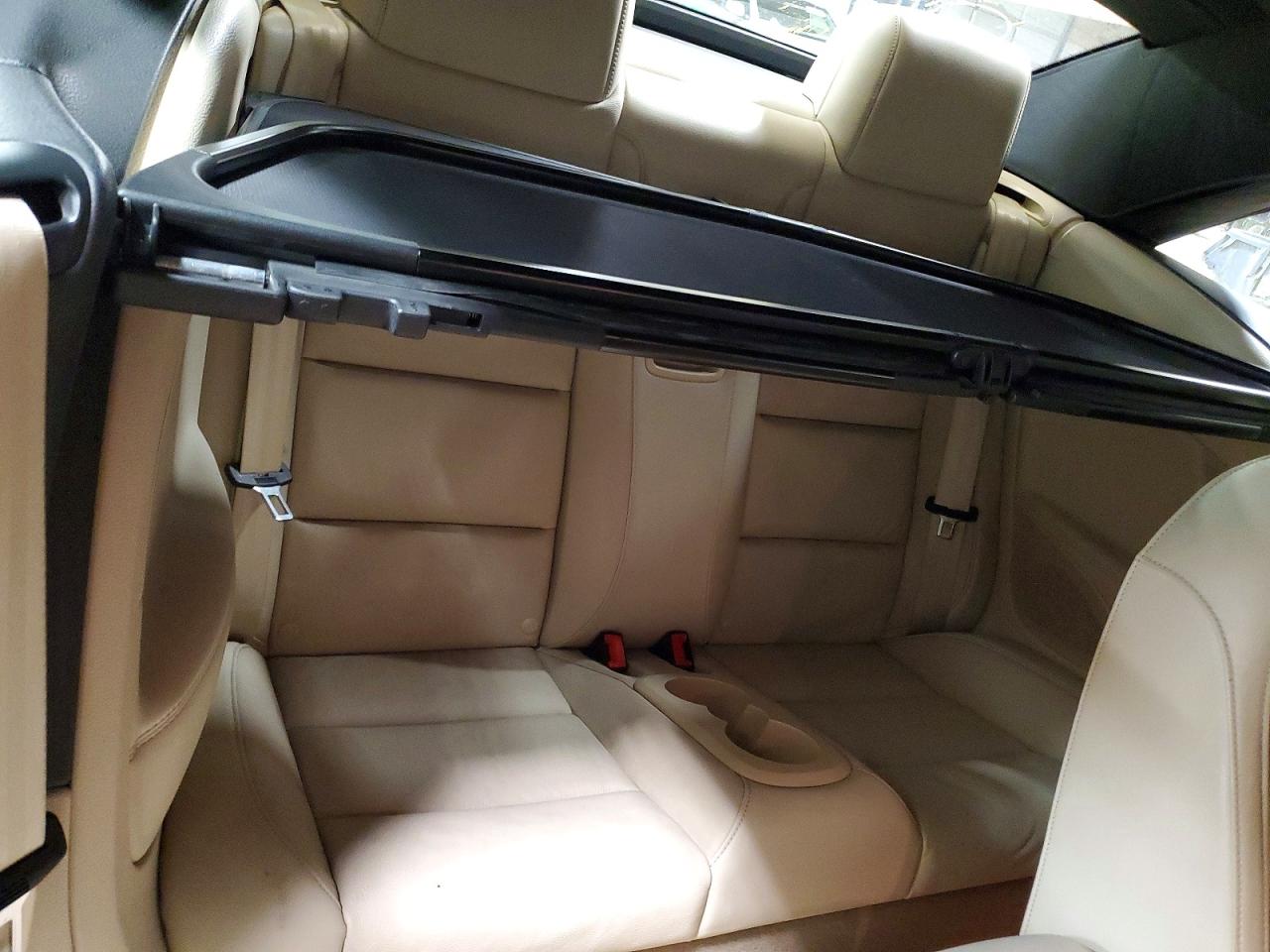 2014 VOLKSWAGEN EOS LUX photo 10