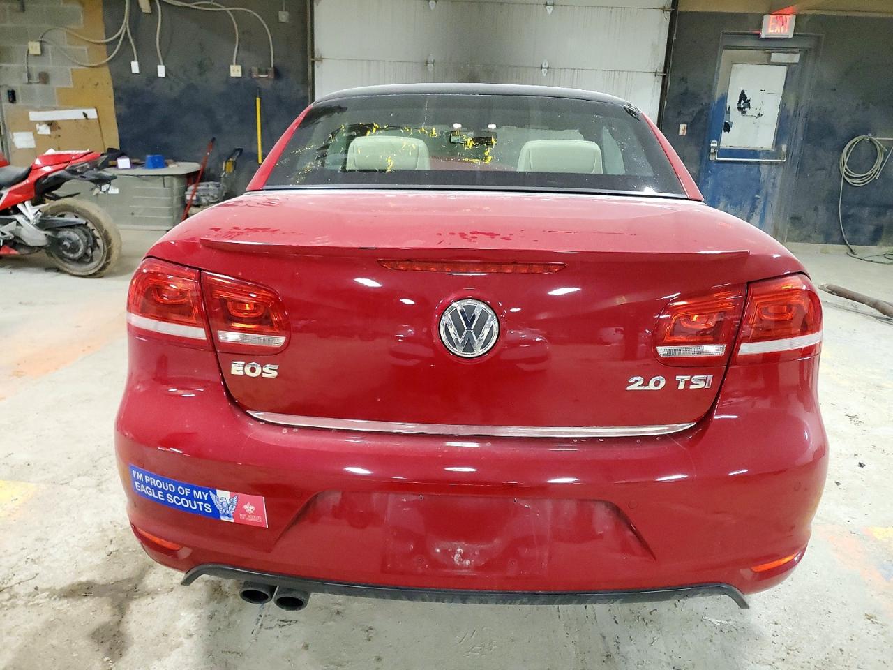 2014 VOLKSWAGEN EOS LUX photo 6
