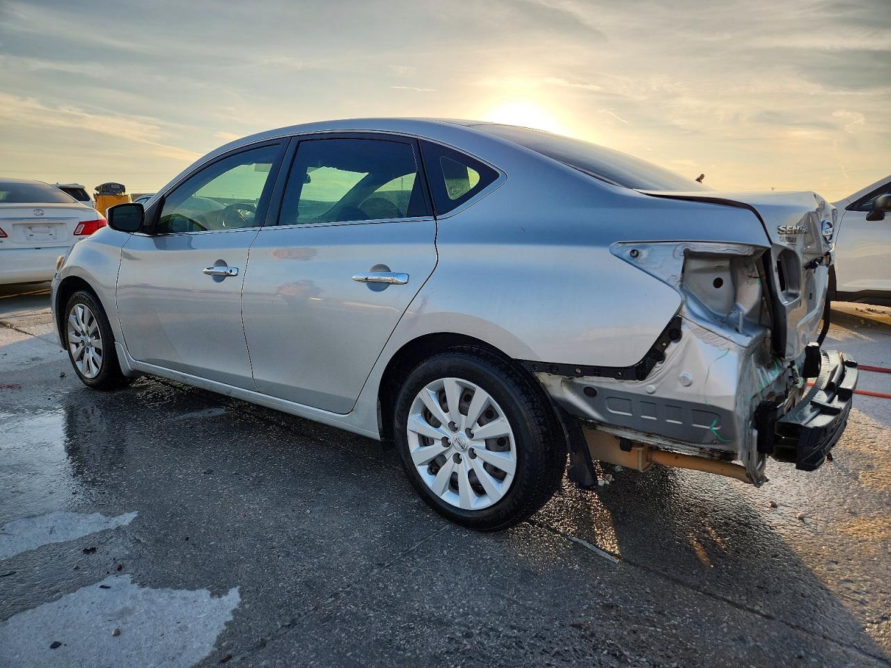 2019 NISSAN SENTRA S photo 4