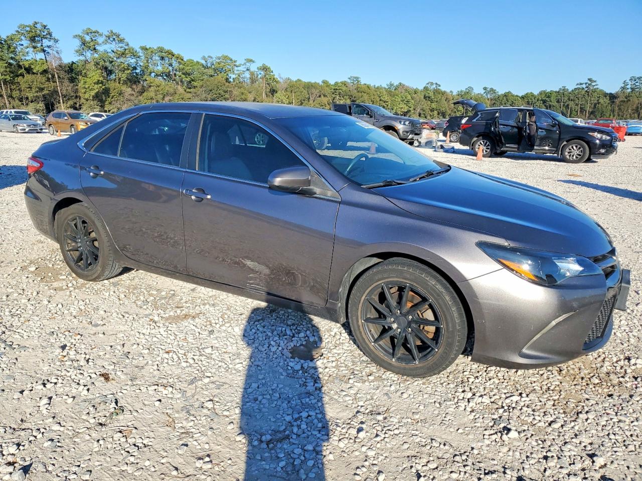 2015 TOYOTA CAMRY LE photo 7
