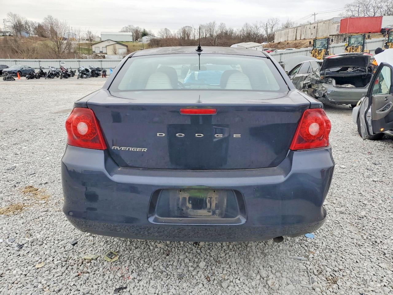 2012 DODGE AVENGER SXT photo 6