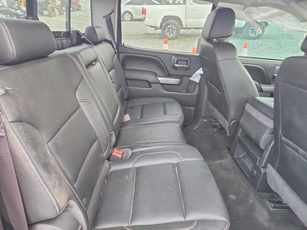 2016 CHEVROLET SILVERADO K1500 LT photo 11