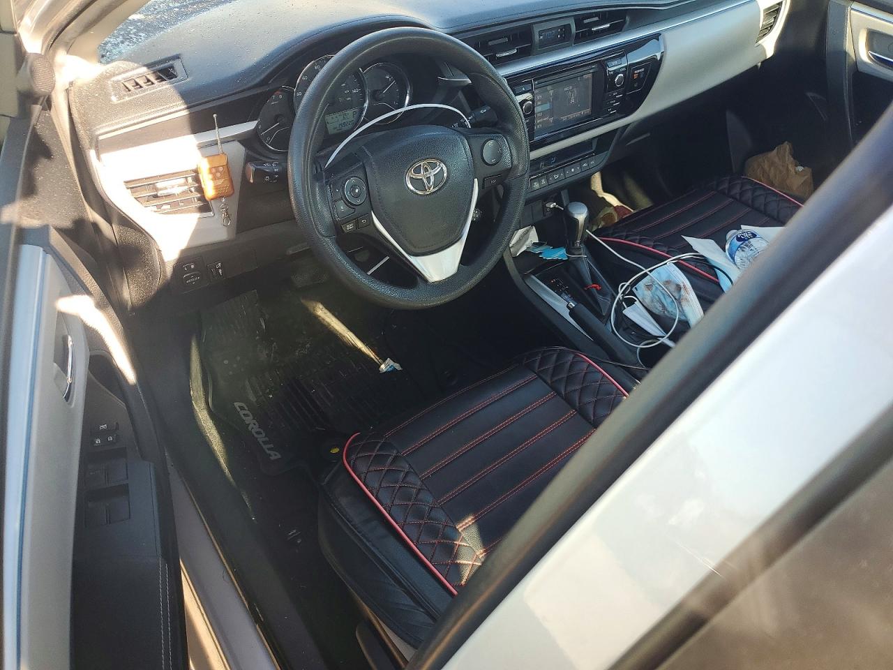 2016 TOYOTA COROLLA L photo 8