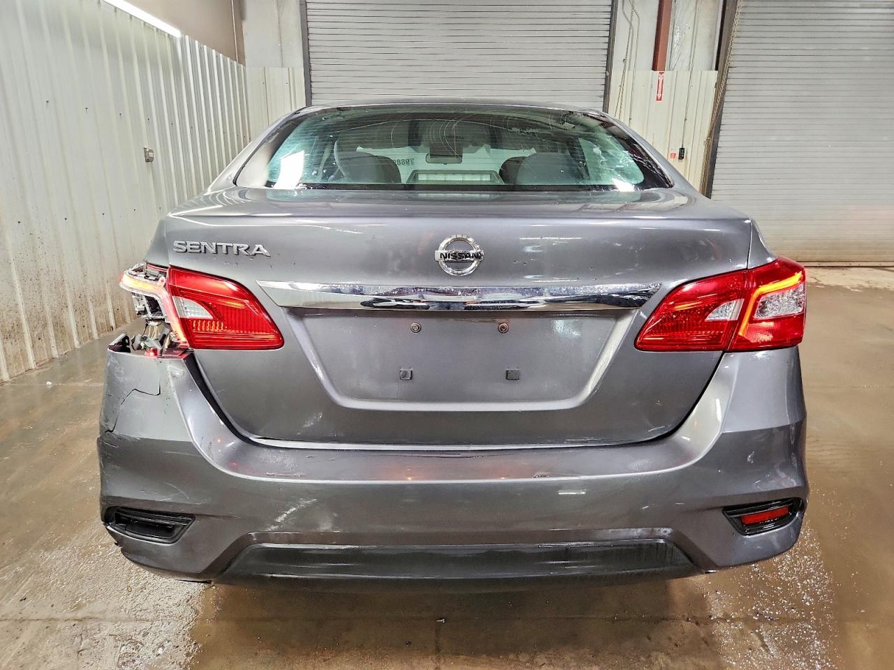 2017 NISSAN SENTRA S photo 6