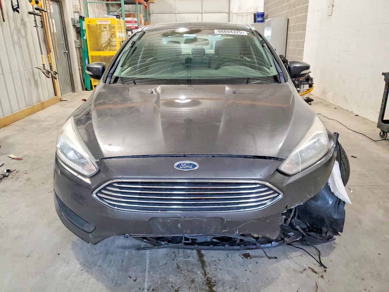 2015 FORD FOCUS SE photo 5
